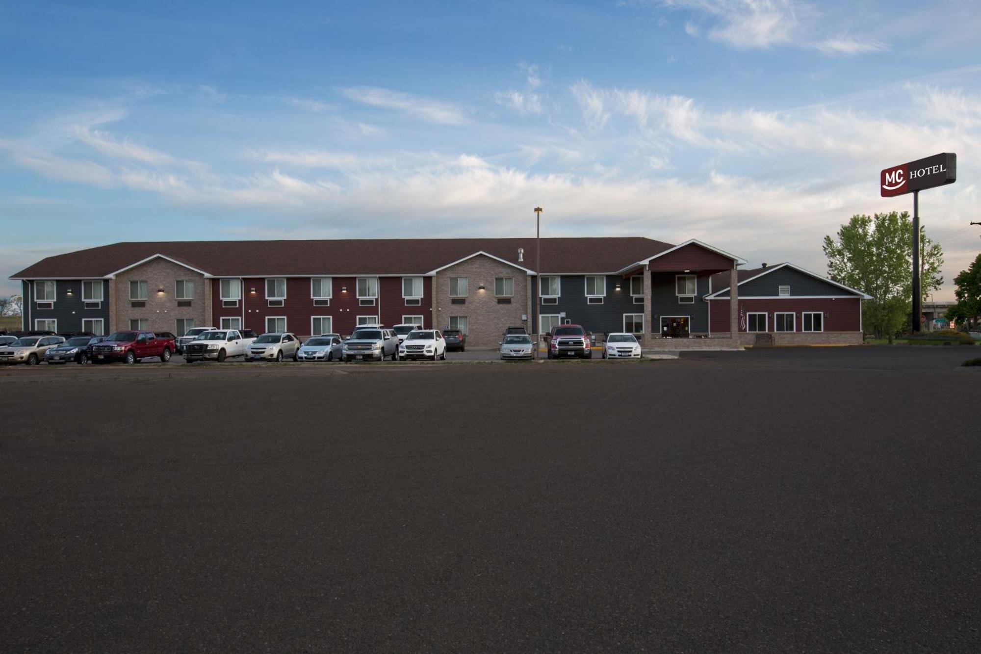 Miles City Hotel Екстериор снимка