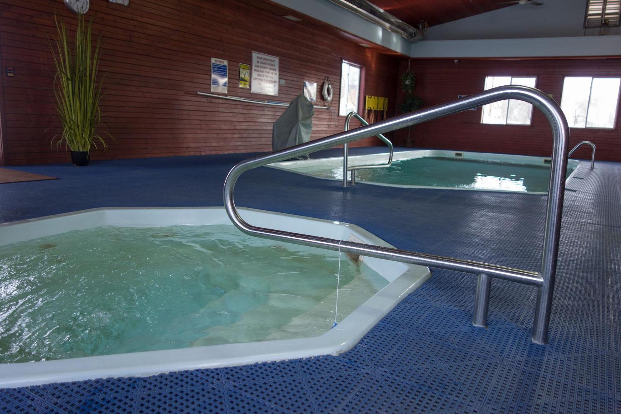 Miles City Hotel Екстериор снимка