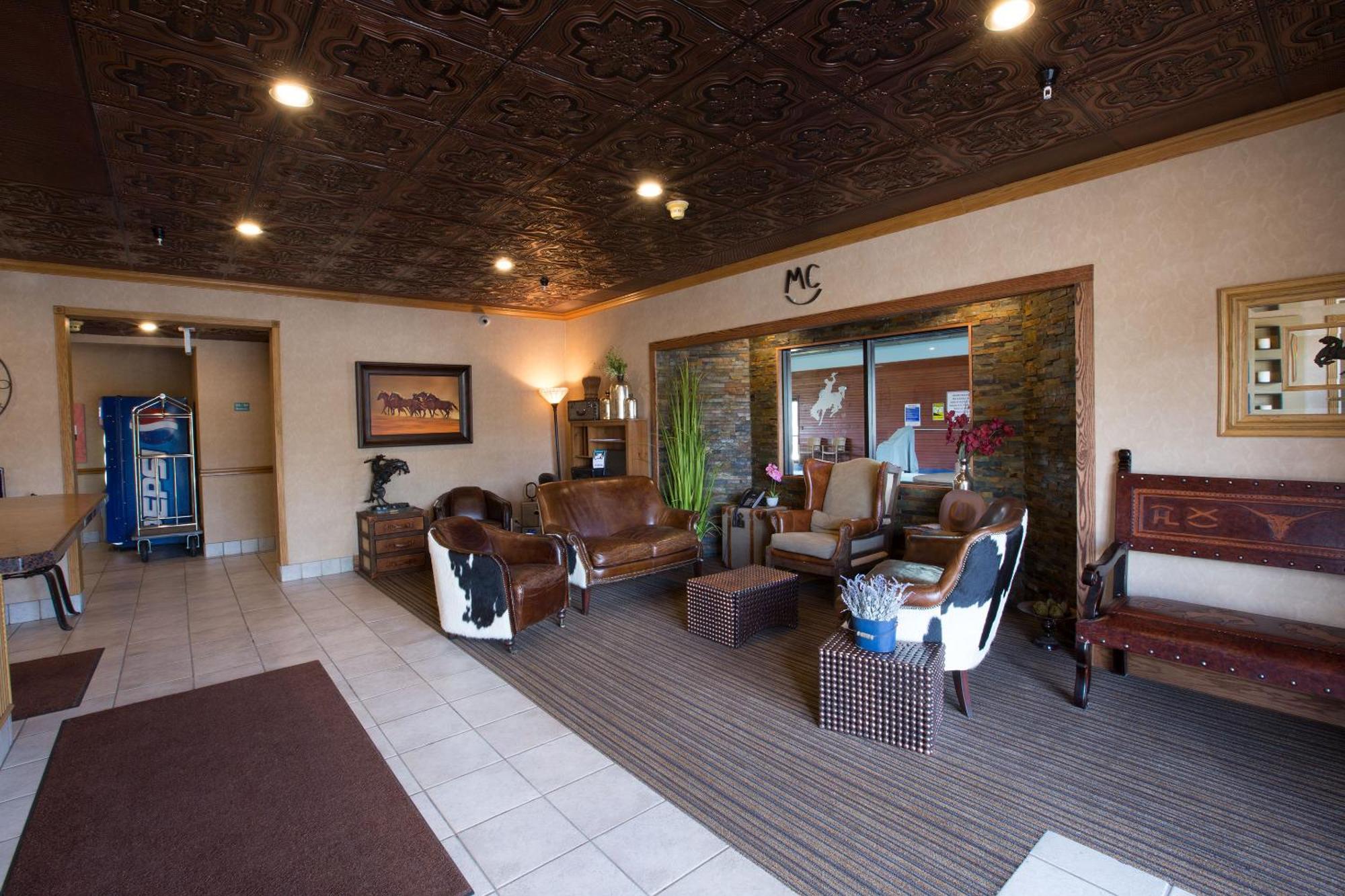 Miles City Hotel Екстериор снимка