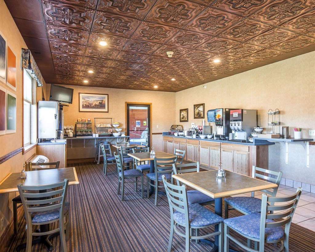 Miles City Hotel Ресторант снимка