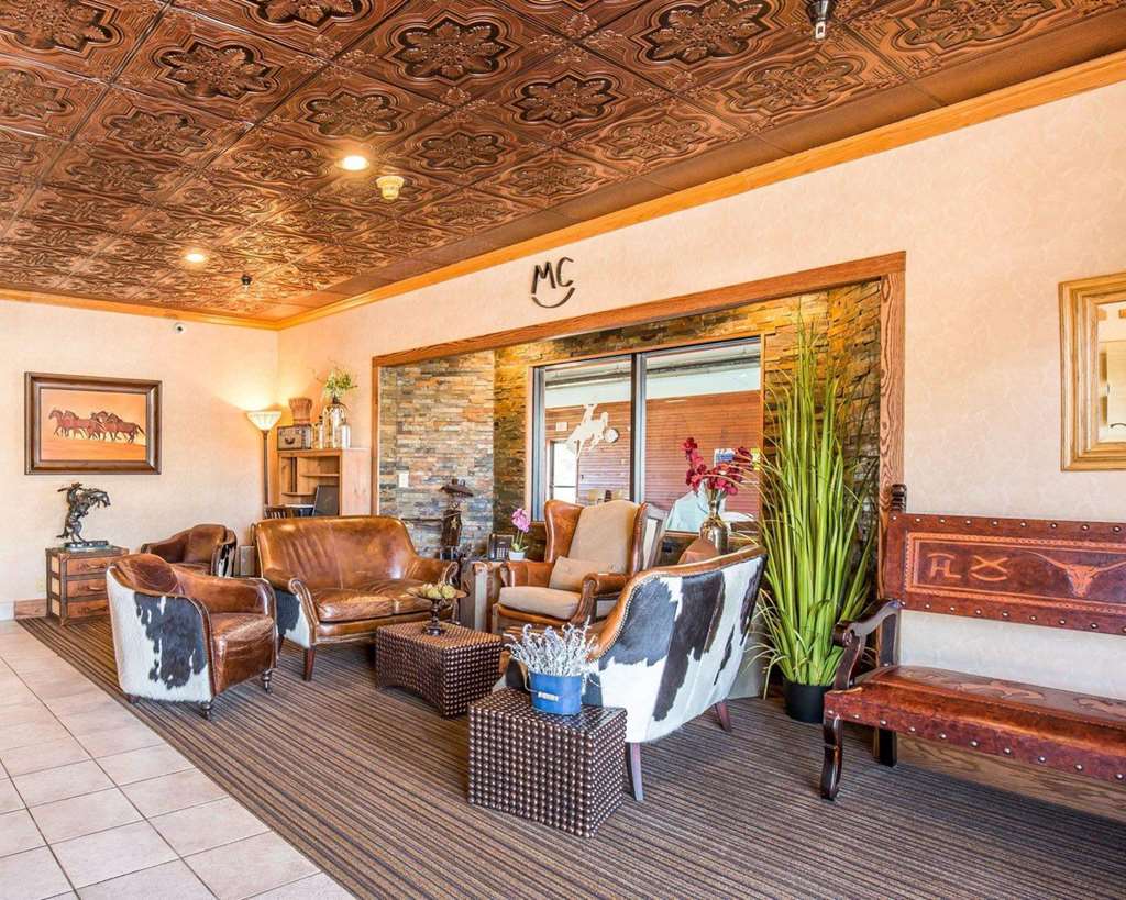 Miles City Hotel Интериор снимка