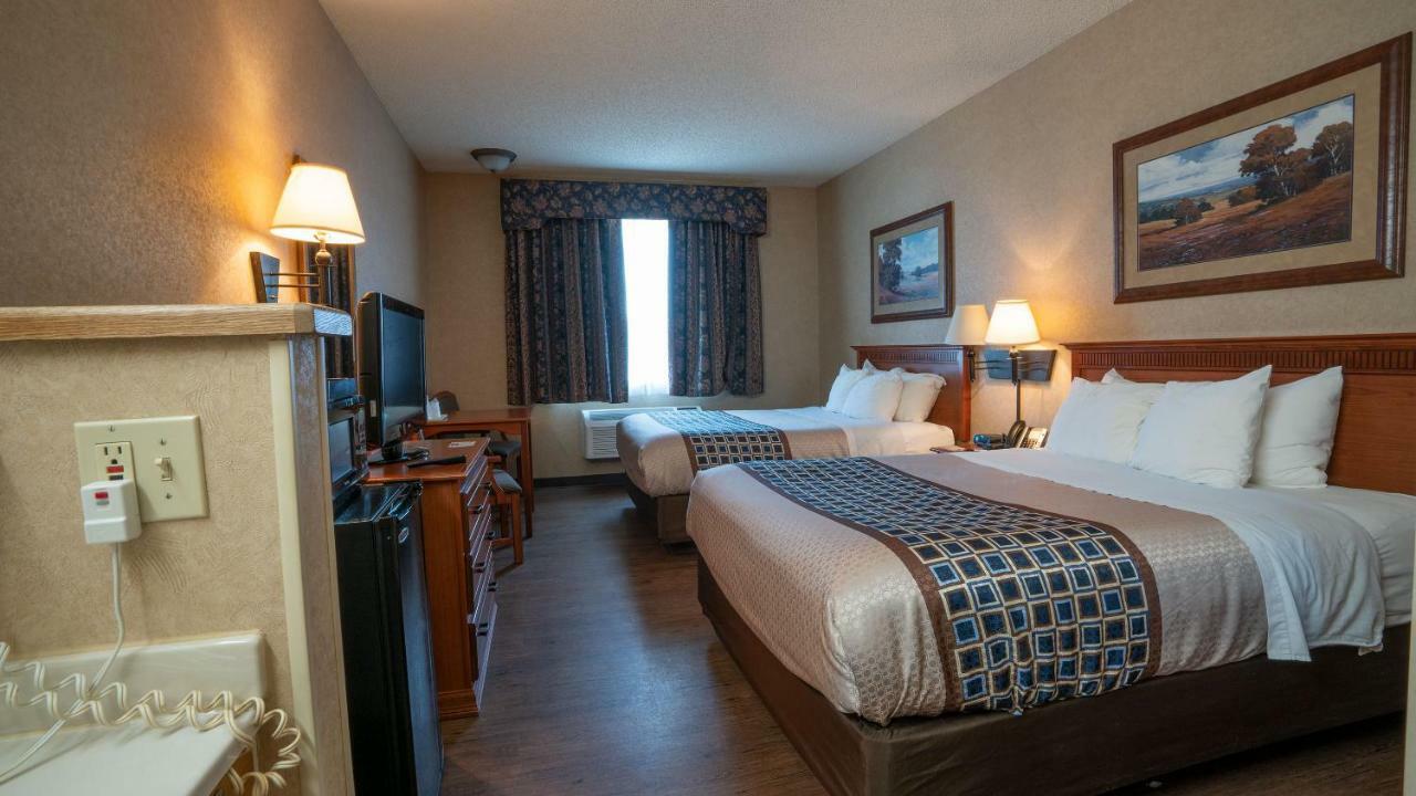 Miles City Hotel Екстериор снимка